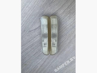 повторитель поворота на крыле BMW 3 серия E46 2001, 2.2 л., бензин, АКПП, купе, 63132228591, 63132228592