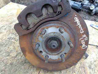 ступица передняя правая Cadillac Escalade 3 поколение 2007, 6.2 л., i, бензин, АКПП, внедорожник 5 дв., полный привод