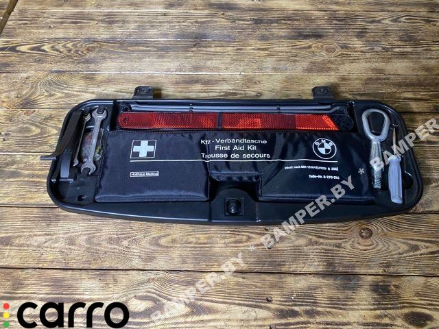 ящик под инструменты BMW 5 серия E60/E61 2005, 2.5 л., бензин, МКПП, седан - фото №1