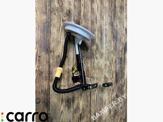 датчик уровня топлива BMW 5 серия E60/E61 2005, 2.5 л., дизель, АКПП, универсал, 6765849 - фото №1