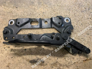 петля капота левая BMW 7 серия F01/F02 2008, 4.4 л., бензин, АКПП, седан, 7184189