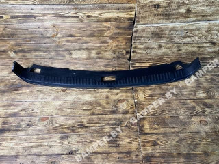 накладка внутренняя на заднюю панель кузова BMW 5 серия E60/E61 2005, 2.5 л., дизель, АКПП, универсал, 51477050366, 7050366