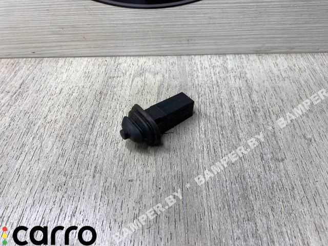 кнопка открытия лючка топливного бака BMW X5 E70 2007, 3.0 л., дизель, АКПП, внедорожник 5 дв., 51178228939, 8228939 - фото №1