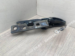 петля капота правая BMW 7 серия E65/E66/E67 [рестайлинг] 2008, 3.0 л., дизель, АКПП, седан, 8240334