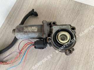 электромотор раздаточной коробки BMW X5 E53 [рестайлинг] 2005, 3.0 л., бензин, АКПП, внедорожник 5 дв., 27107528559, 7528559