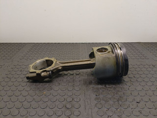 поршень Nissan Almera N16 2001, 2.2 л., YD22DDT, дизель, МКПП, хетчбэк 5 дв.
