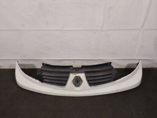 решетка радиатора Renault Trafic 2 поколение 2006, микроавтобус