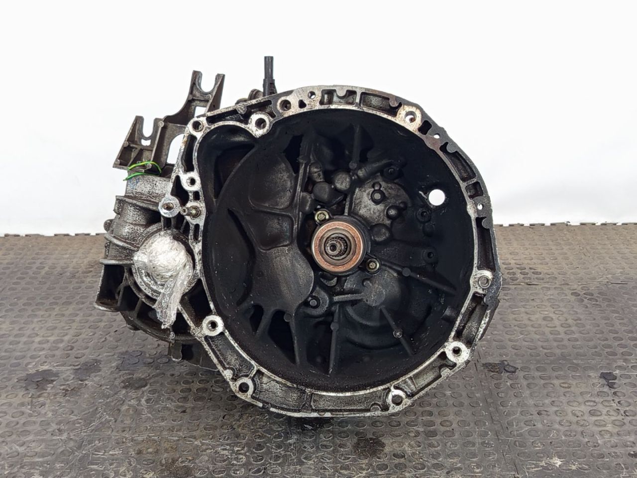 КПП механическая (МКПП) Renault Megane 2 поколение 2006, 1.9 л., F9Q 804, дизель, МКПП, хетчбэк 5 дв., ND0002 - фото №1