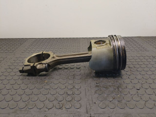 поршень Nissan Almera N16 2001, 2.2 л., YD22DDT, дизель, МКПП, хетчбэк 5 дв.