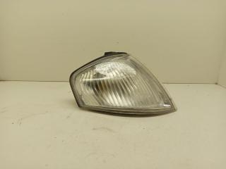 поворотник правый Mazda 323 6 поколение BJ 1999
