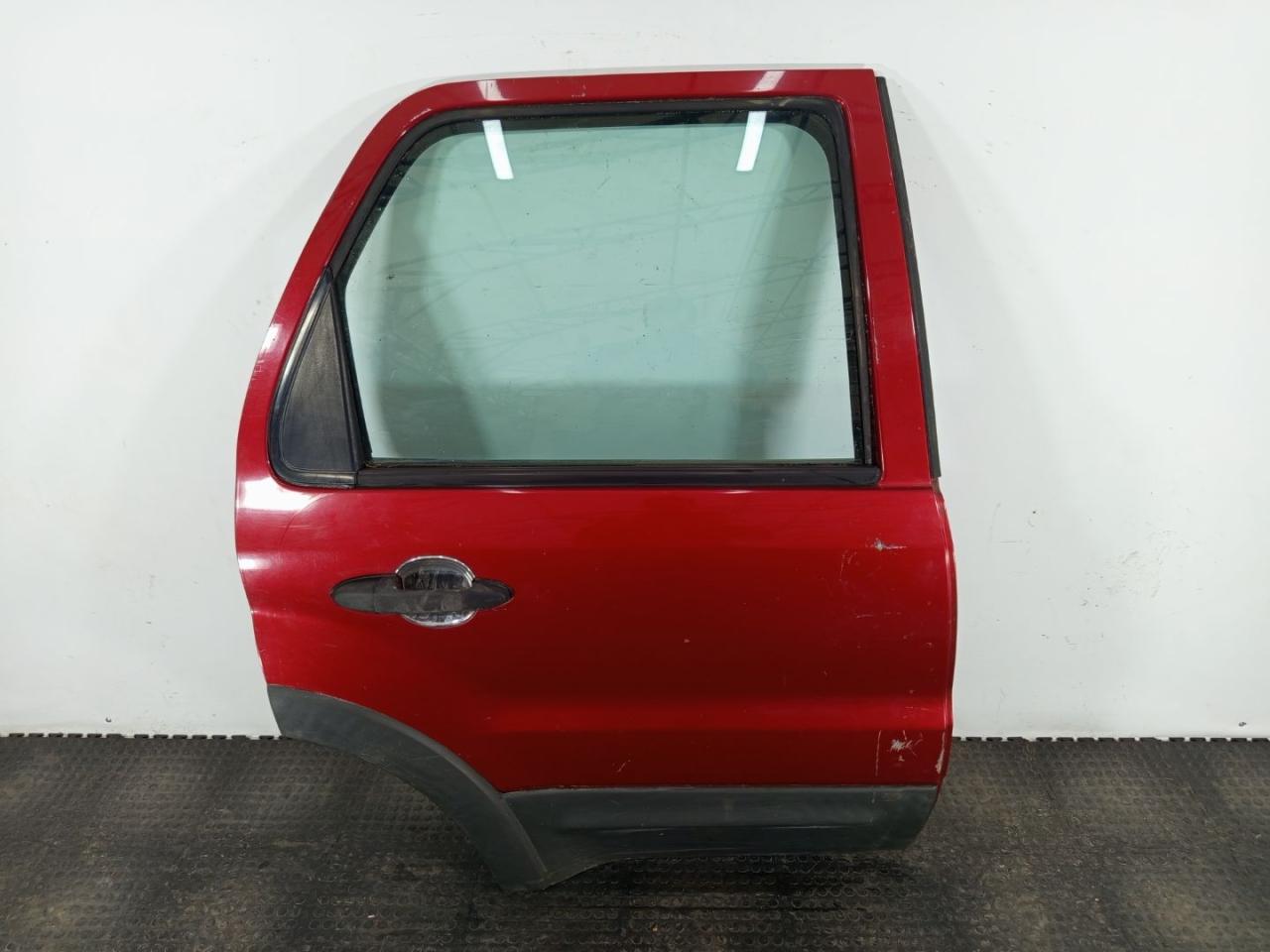 дверь задняя правая Ford Escape 1 поколение BA/ZA 2004, внедорожник 5 дв. - фото №1