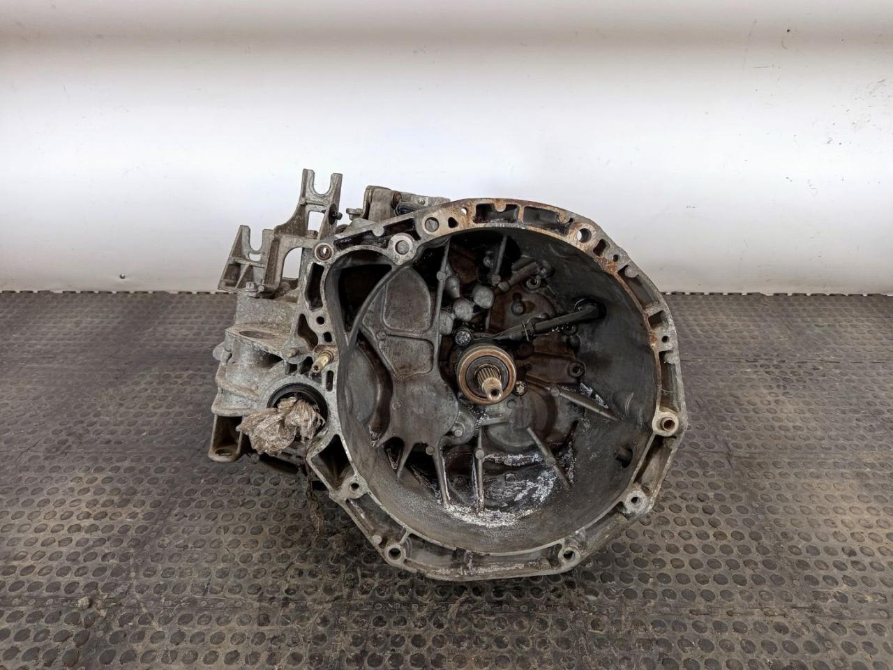 КПП механическая (МКПП) Renault Scenic 2 поколение 2005, 2.0 л., бензин, МКПП, минивэн, ND0015 - фото №1