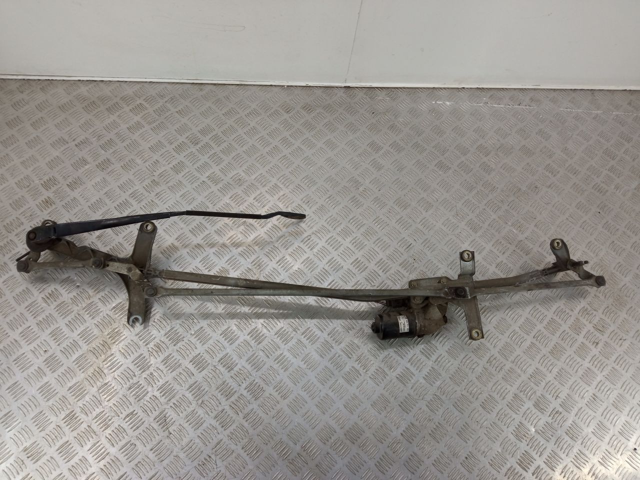 механизм стеклоочистителя (трапеция дворников) Mercedes-Benz Vito W639 2008, A6398200040 - фото №1