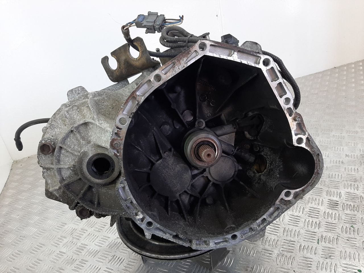 КПП механическая (МКПП) Mercedes-Benz Vito W638 2002, 2.2 л., CDi, OM 611.980, дизель, 711.697, A6382602200 - фото №1