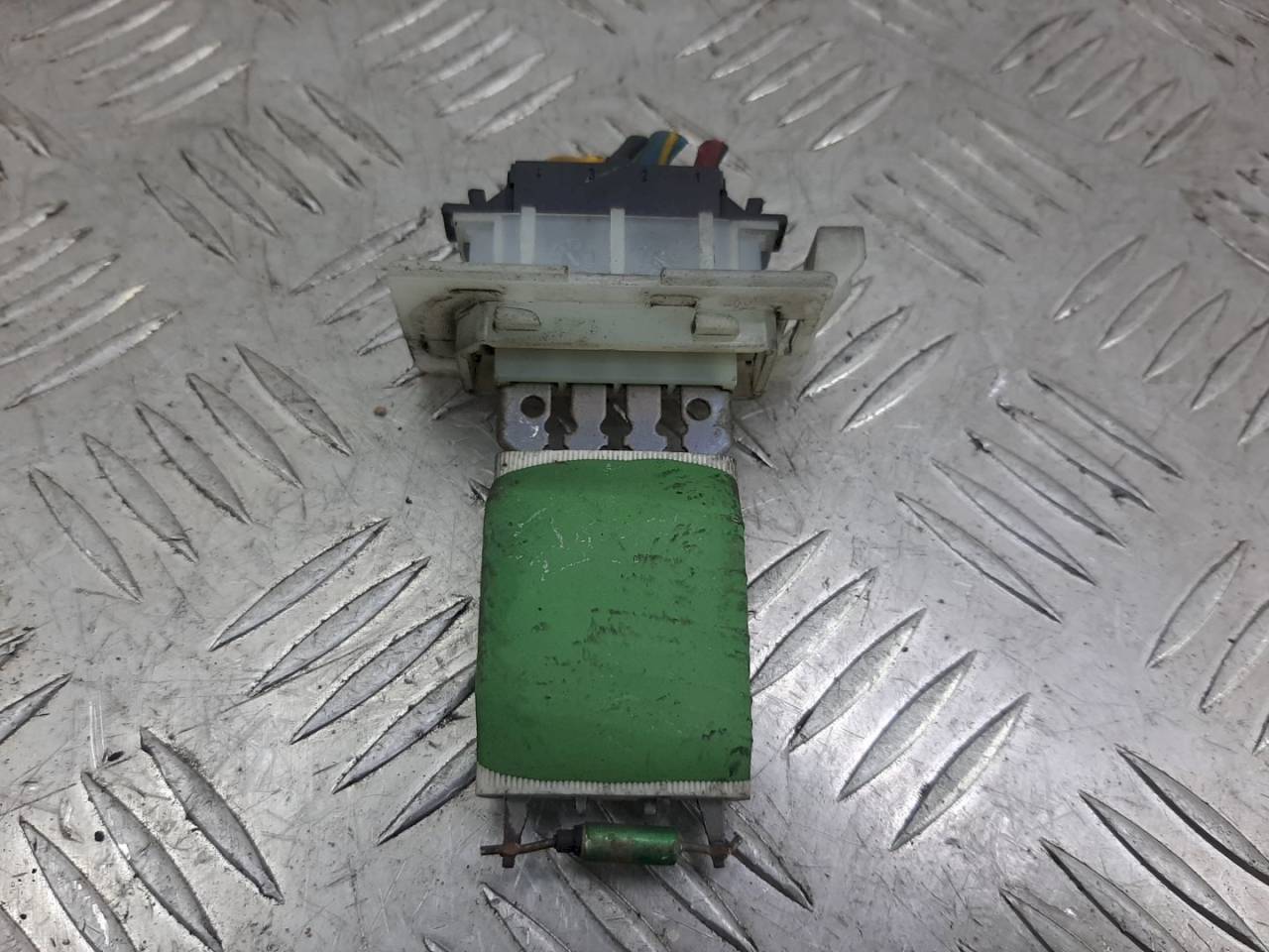 сопротивление печки Volkswagen Golf Plus 1 поколение 2009, - - фото №1