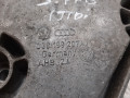кронштейн двигателя Skoda Fabia 1 поколение (6Y) 2003, 1.9 л., TDi, дизель, 038199207AJ - фото №3