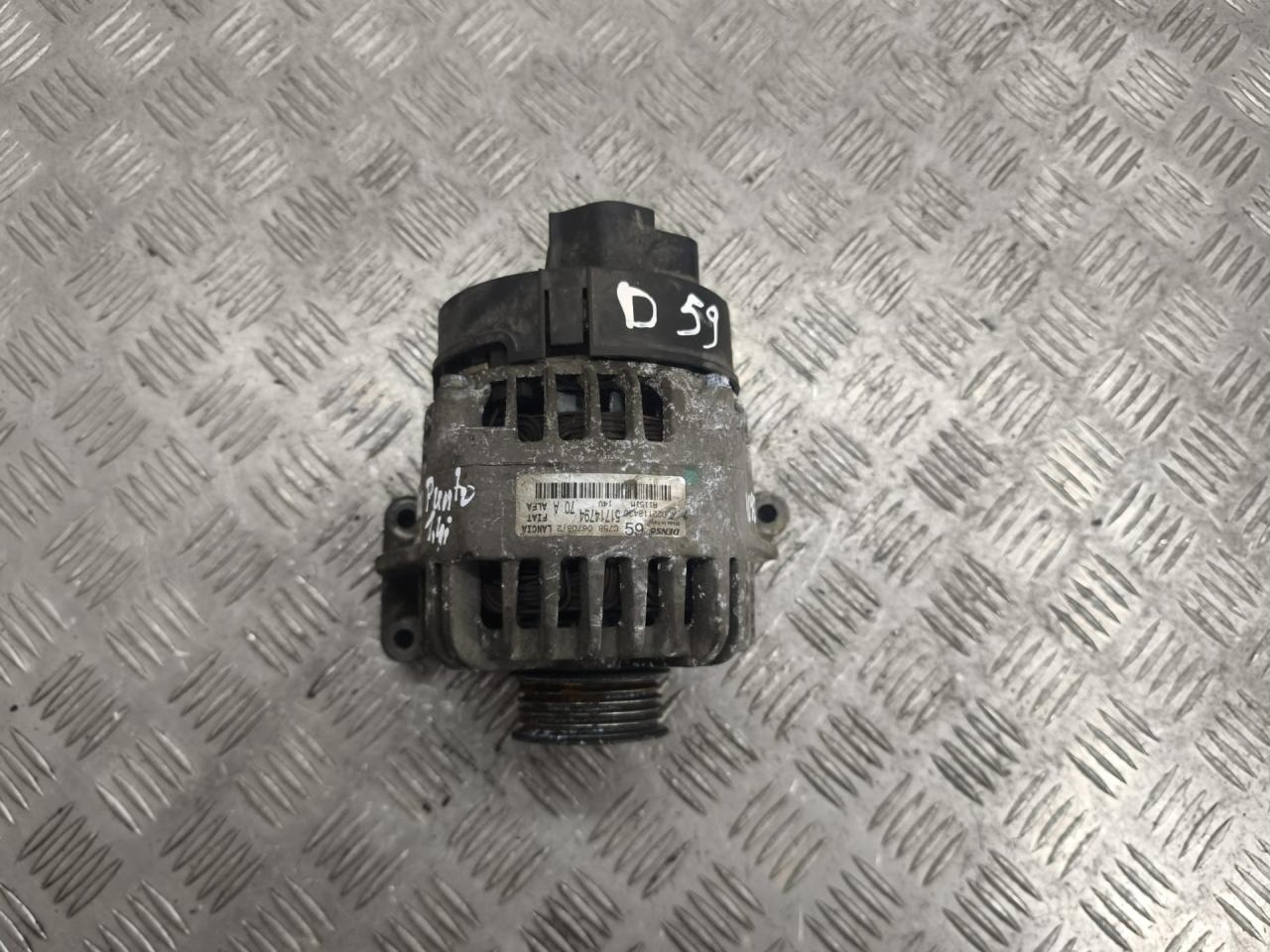 генератор Fiat Grande Punto 199 2008, 1.4 л., i, 350 A1.000, бензин, 51714794 - фото №1