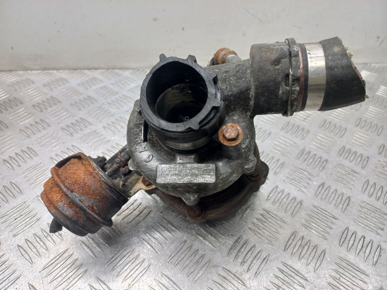 турбина Audi A4 B6 2005, 2.0 л., дизель, 038145702J - фото №1
