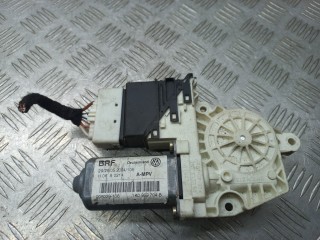 моторчик стеклоподъемника задний правый Volkswagen Touran 1 поколение 2006, 1K0959704B