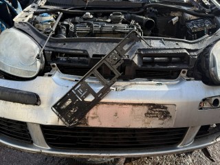 Volkswagen Golf 5 поколение