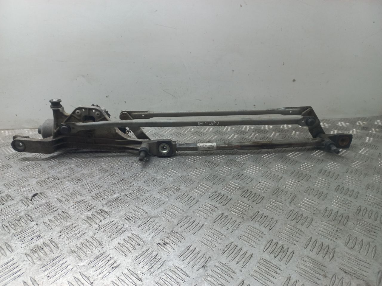 механизм стеклоочистителя (трапеция дворников) Ford Focus 2 поколение 2007, 1.6 л., i, SHDC, бензин, 4M51-17504-AC, 3397020850 - фото №1