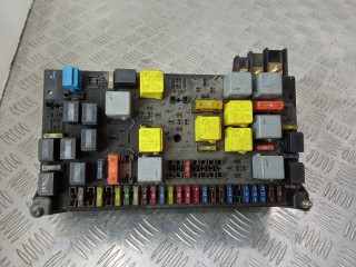 блок предохранителей Mercedes-Benz M-Класс W163 2000, 3.2 л., M 112.942, бензин, АКПП, 1635450205