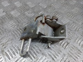 петля двери Volkswagen Passat B5 2000, 8L3831411 - фото №3