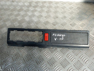 накладка на торпедо (консоль) Mercedes-Benz Atego 1 поколение 2003, 4.2 л., дизель, МКПП, A9736892808