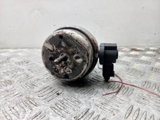 подушка крепления двигателя Audi A4 B6 2003, 2.5 л., TDi, BDG, дизель, 8E0199379E