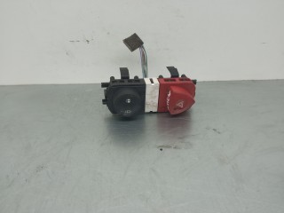 кнопка аварийной сигнализации Renault Megane 2 поколение 2002, 88040001