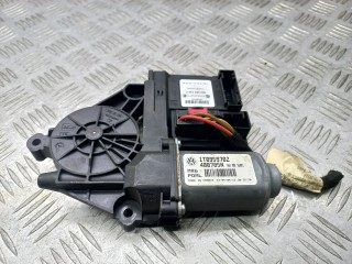 моторчик стеклоподъемника передний правый Volkswagen Touran 1 поколение 2006, 1.9 л., TDi PD, BLS, дизель, 1T0959702D, 1T0959702