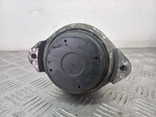 подушка крепления двигателя BMW 1 серия E81/E82/E87/E88 2005, 1.6 л., i, N45 B16 A, бензин, 13981112