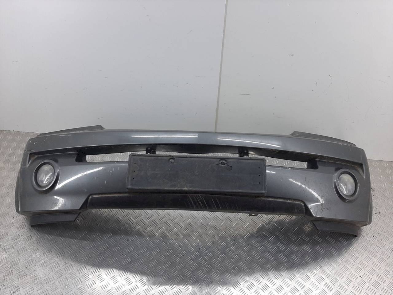 бампер передний Kia Sorento 1 поколение 2006 - фото №1