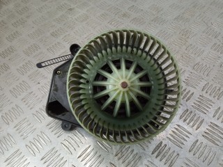 моторчик печки Volkswagen Passat B5 [рестайлинг] 2001, 1.6 л., i, ALZ, бензин, 8D1820021