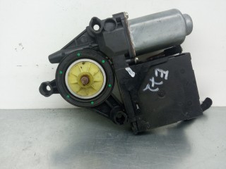 моторчик стеклоподъемника Volkswagen Touran 1 поколение 2004, 1.9 л., AVQ, дизель, 6МКПП, 1K0959793C