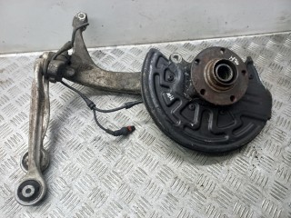 кулак поворотный левый Audi A6 C5 [рестайлинг] 2003, 2.5 л., TDi, BFC, дизель