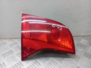 фонарь крышки багажника правый Audi A4 B7 2005, 2.0 л., TDi PD, BPW, дизель, 8E9945093