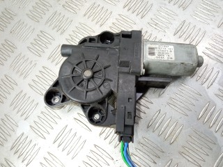 моторчик стеклоподъемника передний левый Volvo V70 3 поколение 2007, 2.0 л., D 4204 T, дизель, 1174077-B