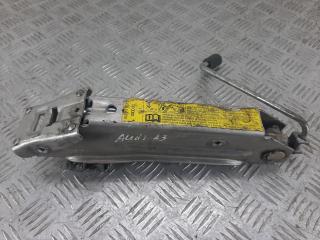 домкрат Audi A3 8L 2000, 8L0011031C