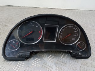 щиток приборов (приборная панель) Audi A4 B6 2003, 2.5 л., TDi, BDG, дизель, 8E0920930R