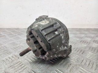 подушка крепления двигателя BMW 1 серия E81/E82/E87/E88 2005, 1.6 л., i, N45 B16 A, бензин, 13981112