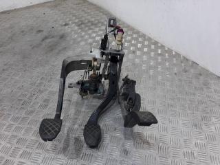 узел педальный (блок педалей) Volkswagen Passat B5 2001, 8D1721117L