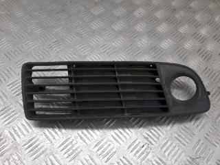 заглушка (решетка) в бампер Audi A6 4B/C5 1998, 4B0807682H