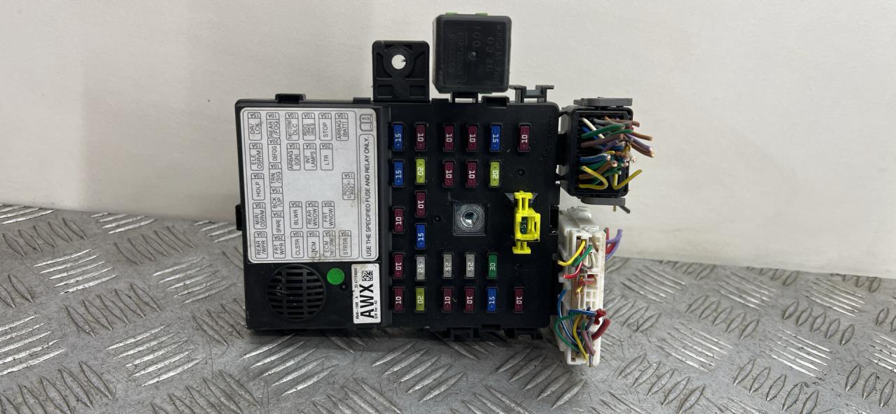 блок предохранителей Chevrolet Spark M300 2011, 1.2 л., i, B12D1, бензин, 23K7196003 - фото №1