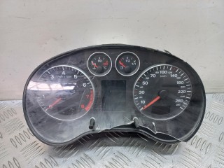 щиток приборов (приборная панель) Audi A3 8P 2004, бензин, 8P0920930P