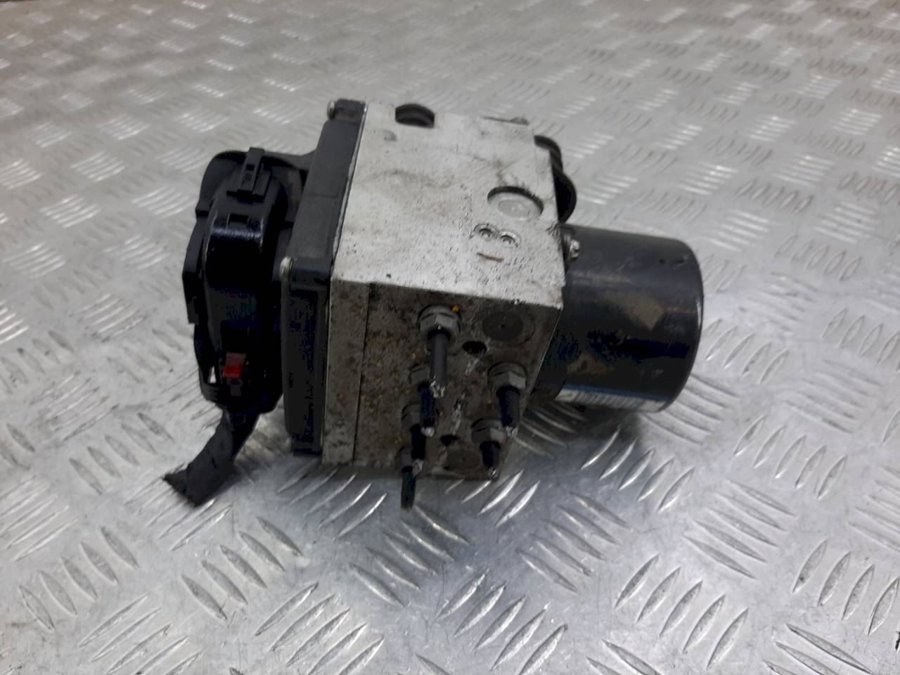 блок ABS Volkswagen Passat B6 2006, -, 3C0614095P - фото №1