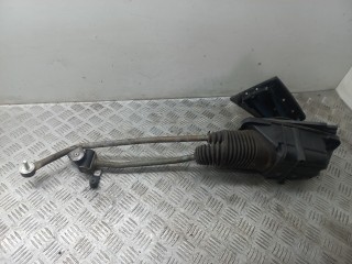 трос кулисы КПП Audi A4 B6 2004, 2.0 л., i, ALT, бензин, 8E0711025