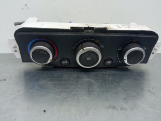 блок управления печки / климат-контроля Renault Megane 3 поколение 2013, 1.4 л., H4J 700, бензин, T1001877V
