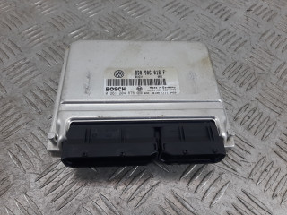 блок управления двигателем Volkswagen Passat B5 2000, 1.8 л., APT, бензин, 8D0906018F
