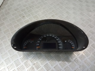 щиток приборов (приборная панель) Mercedes-Benz C-Класс W203/S203/CL203 [рестайлинг] 2006, 1.8 л., i, бензин, A2035407611